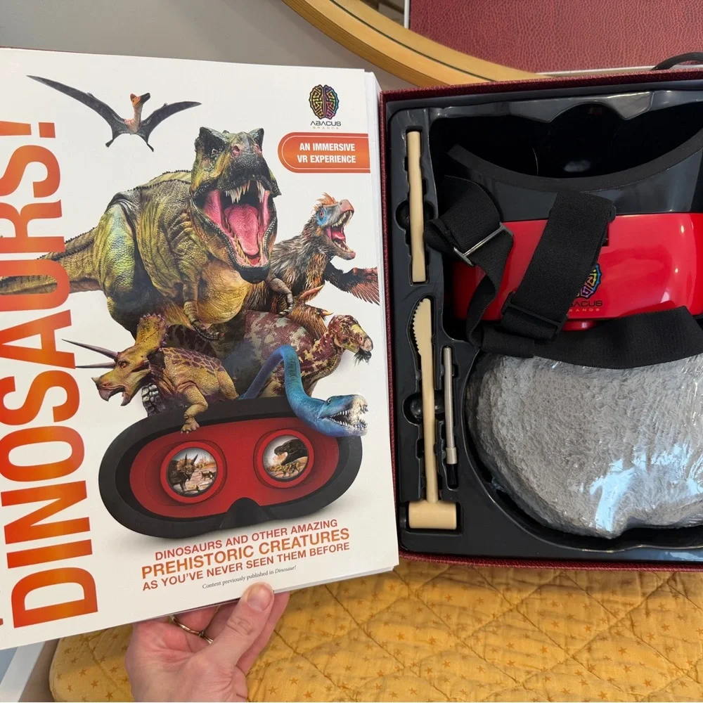 Virtual Reality Dinosaurs Interactive Book with Red VR Goggles